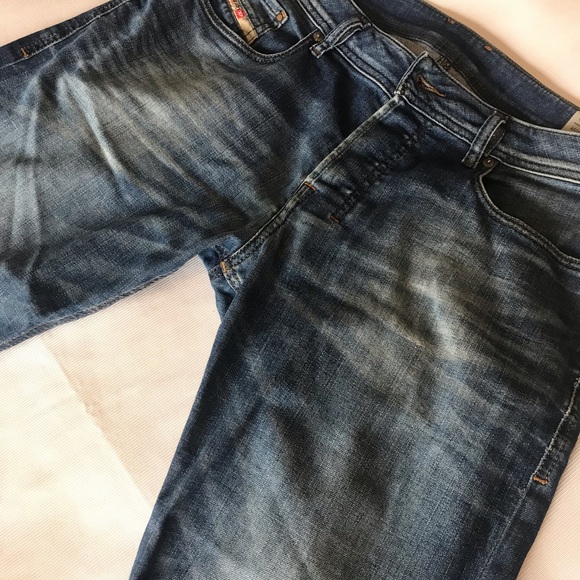 Men’s Diesel Bootcut Jeans - Picture 2 of 6